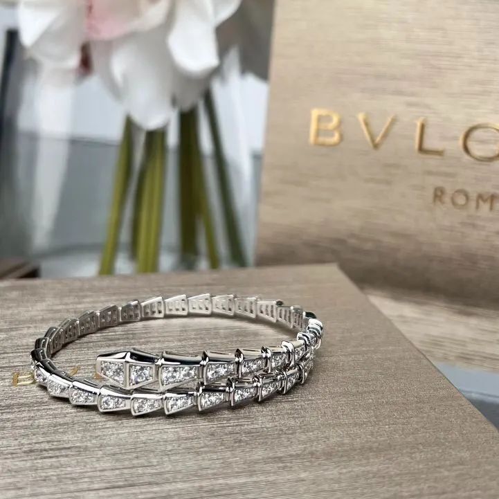 ⭐️高品質ブルガリ⭐️BVLGARI ブルガリ セルペンティ ヴァイパー ブレスレット シルバースネークブレスレット