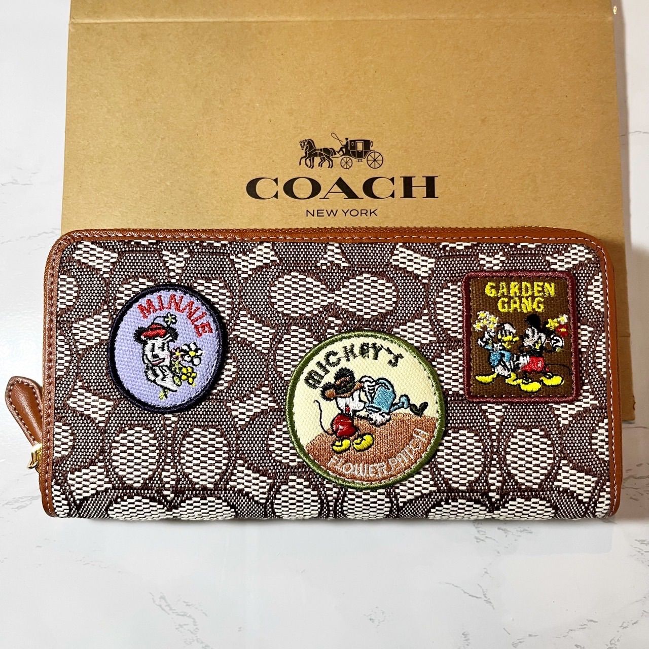 DISNEY X COACH】 テキスタイル ジャカード・パッチ 長財布 - Miki