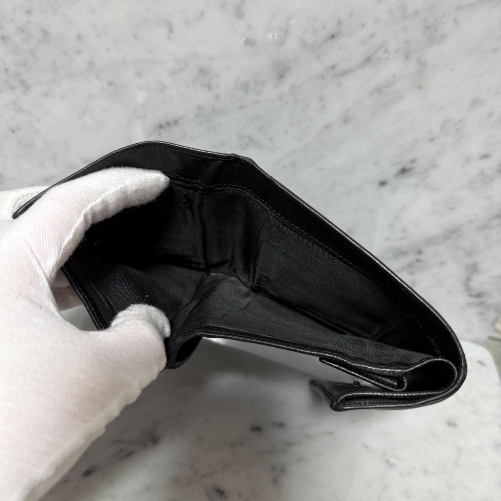 サフィアーノ 本革