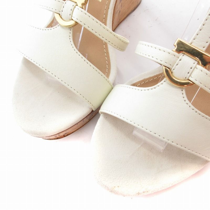 サルヴァトーレフェラガモ Salvatore Ferragamo ストラップサンダル 