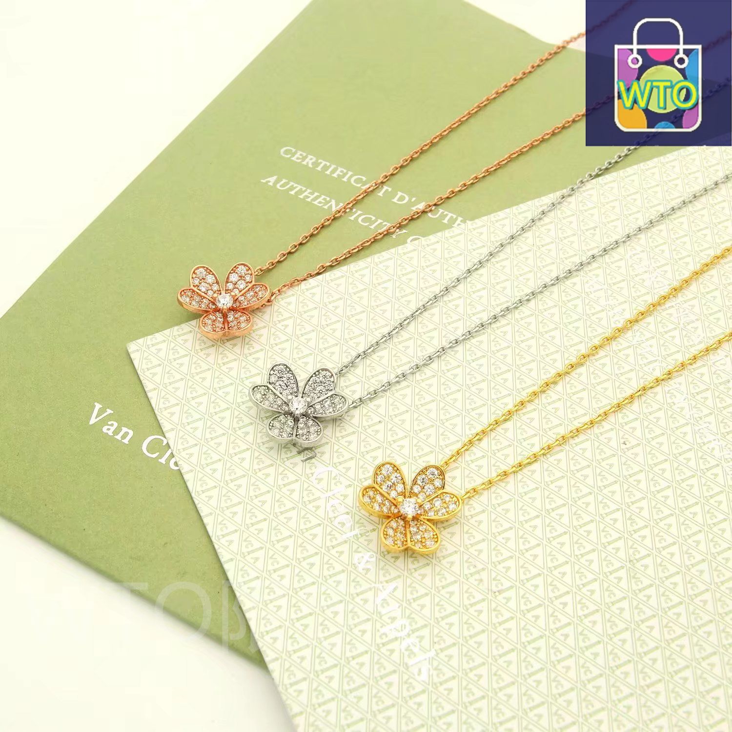 Van Cleef & Arpels クローバーネックレス Van Cleef & Arpels VCAの四つ葉のクローバーネックレス