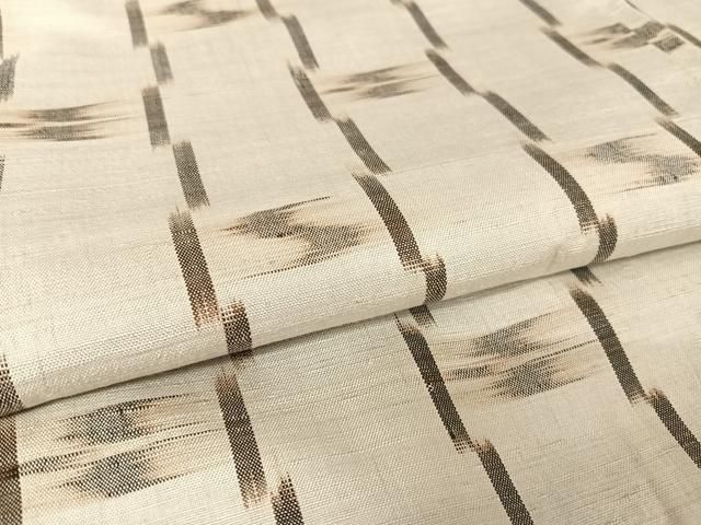 平和屋着物○重要無形文化財 本場久米島紬 ゆうな染 手織 正絹 逸品  