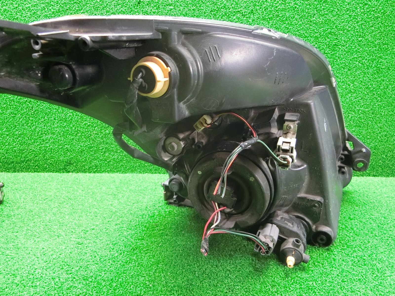 ZC31S スズキ純正HIDヘッドライト左右セット STANLEY P5450 スズキ ZC31S スイフトスポーツ 純正 左右 HID ヘッドライト