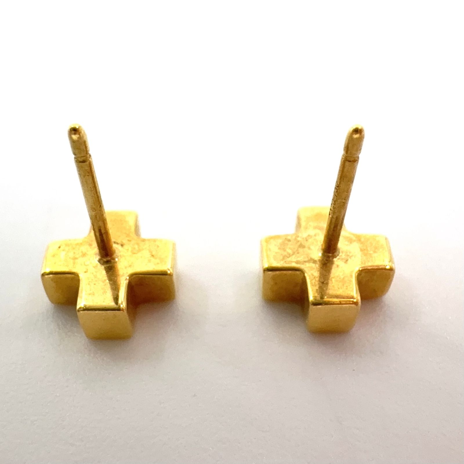 TIFFANY & Co. ローマンクロス スタッド K18YG イエローゴールド  