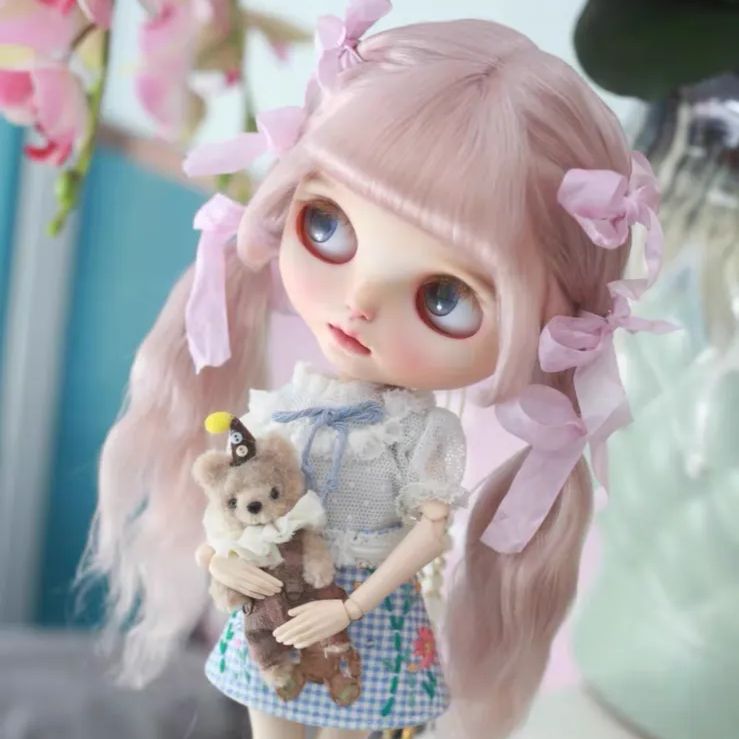 ブライス ウィッグ モヘアウィッグ 海外作家 ピンク 三つ編み  