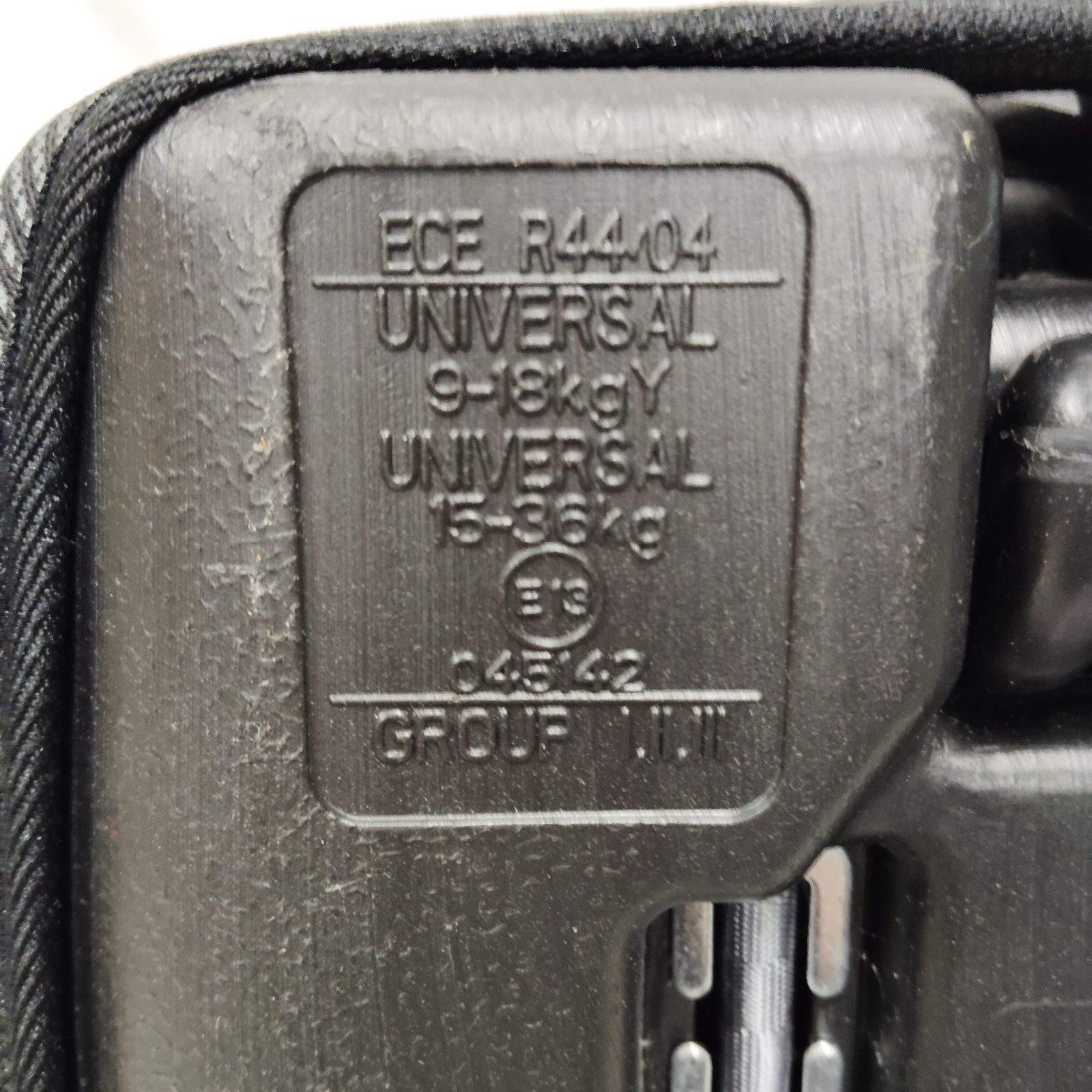 正直うれしいお手頃価格。 マムズキャリー ジュニアシート ベビーFUN ハーネス ハイバックシート ネオ ブラック 黒 最安価に挑戦！