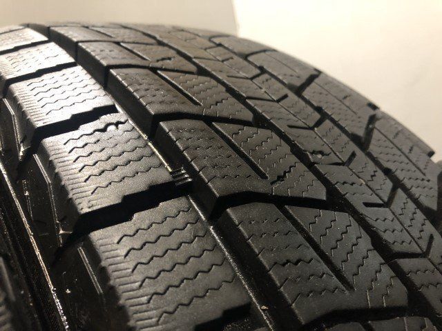 DUNLOP WINTER MAXX SJ8+ 225/60R18 18インチ スタッドレス 4本 22年製 バリ溝 レガシィアウトバック フォレスター スバルXV等　(KTF063)