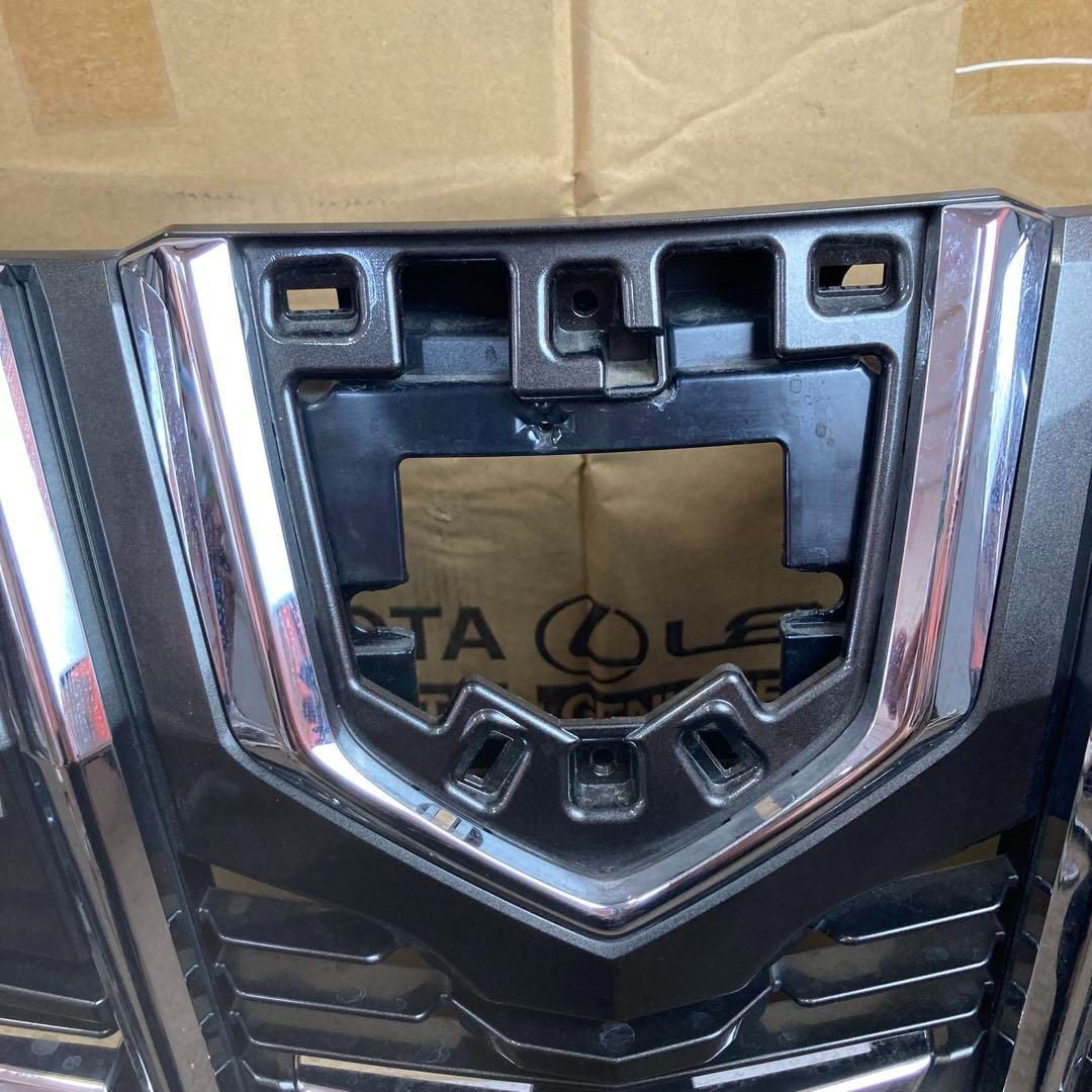 フロントグリル