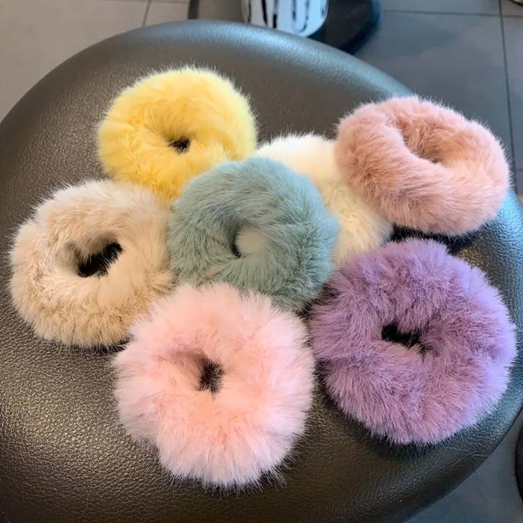 毛皮 ミンクファー よく ピンクリストバンド