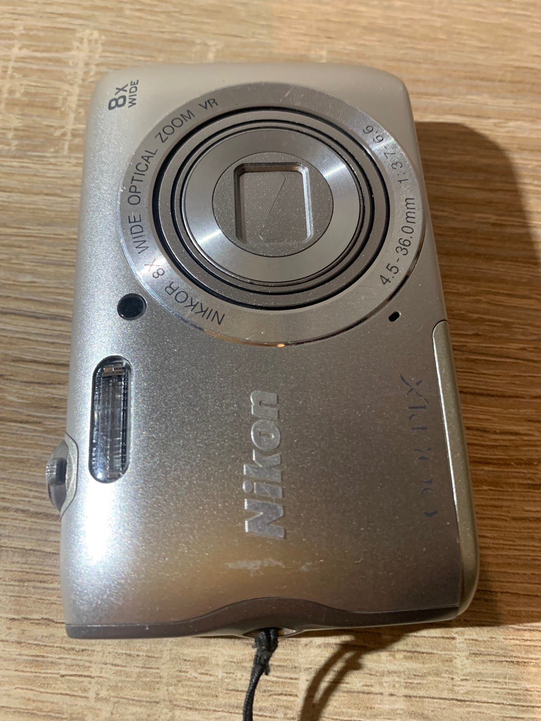 5713 Nikon COOLPIX A300 シルバー デジカメ - メルカリ