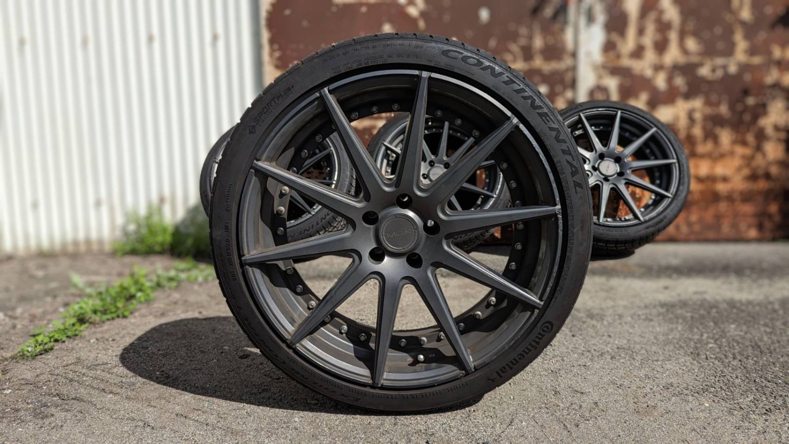 送料込み】MID.R F10 1D 19インチ4本