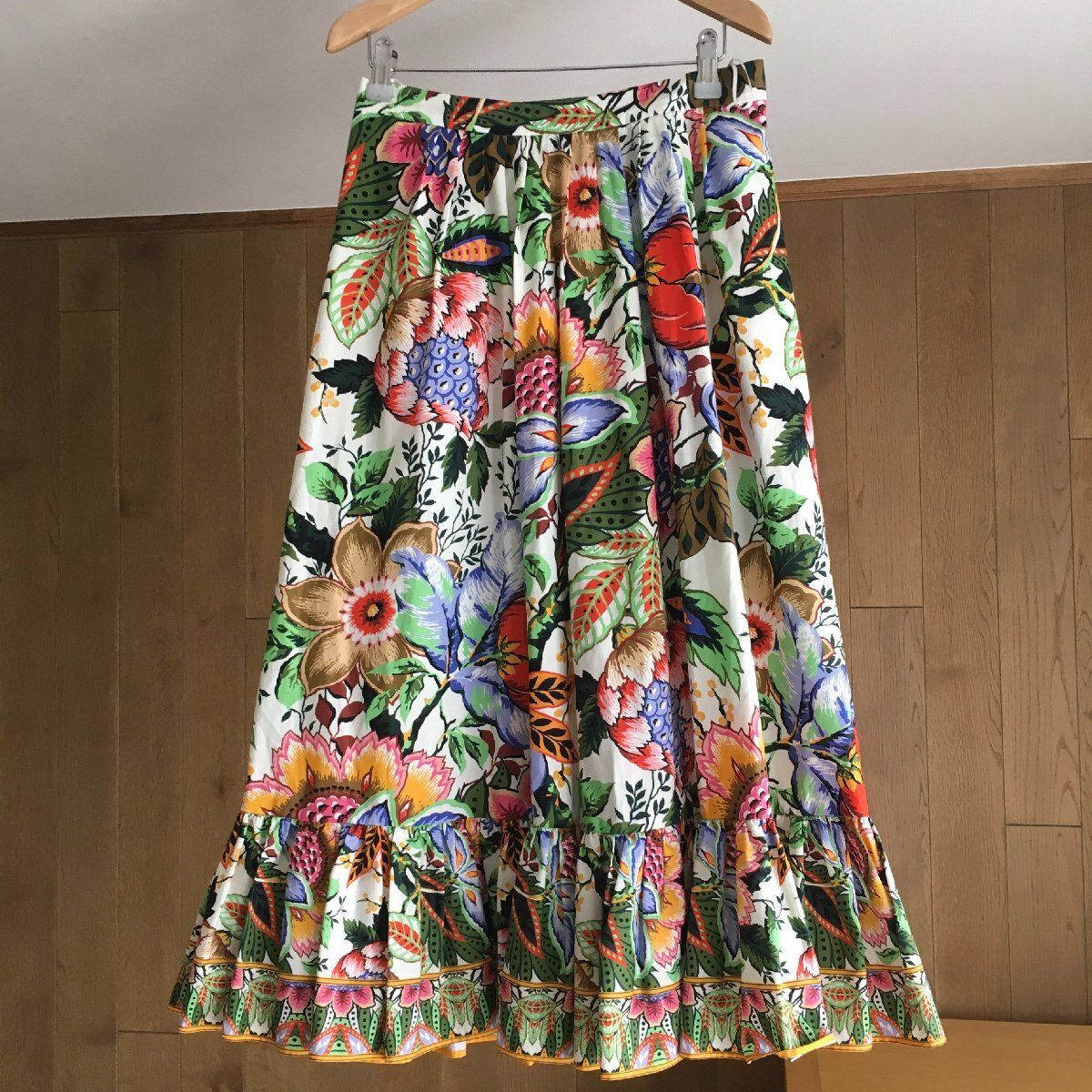 極美品　ETROエトロ　　フローラルプリント　フラワー　スカート42 極美品 ETROエトロ フローラルプリント フラワー スカート42