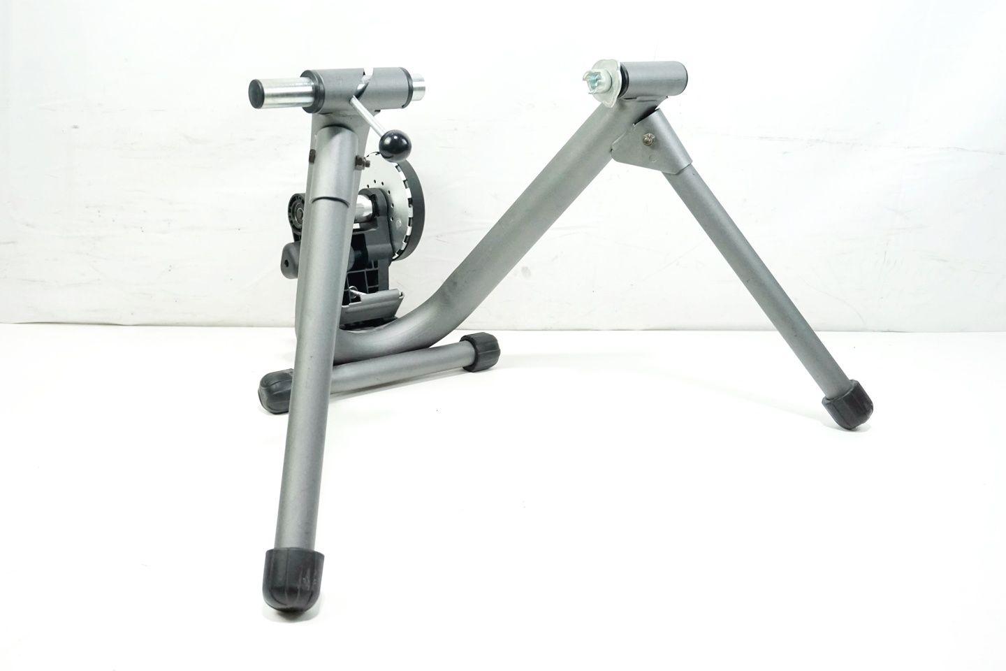 CYCLEOPS サイクルオプス 固定式サイクルトレーナー Amazon | CycleOps(サイクルオプス) 家トレ Zwift対応サイクル