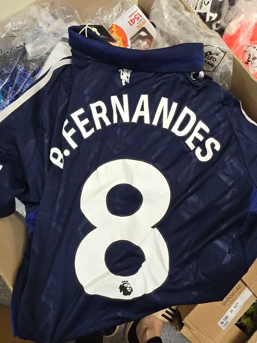 マンチェスターユナイテッド オーセンティックユニフォーム ブルーノ