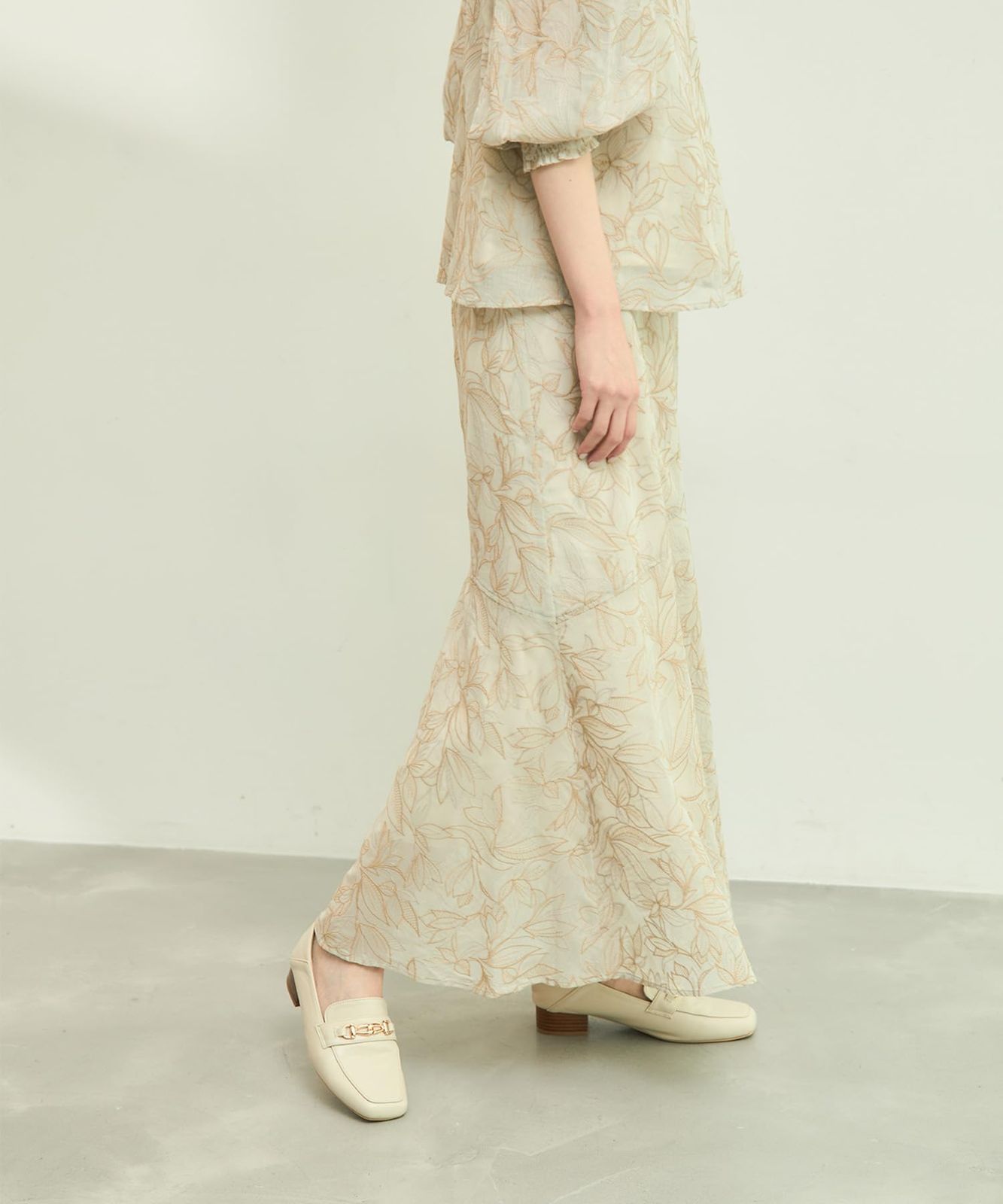 数量 ロペピクニック スカート emur エミュール セットアップ対応 楊柳刺繍スカート レディース GDC23560