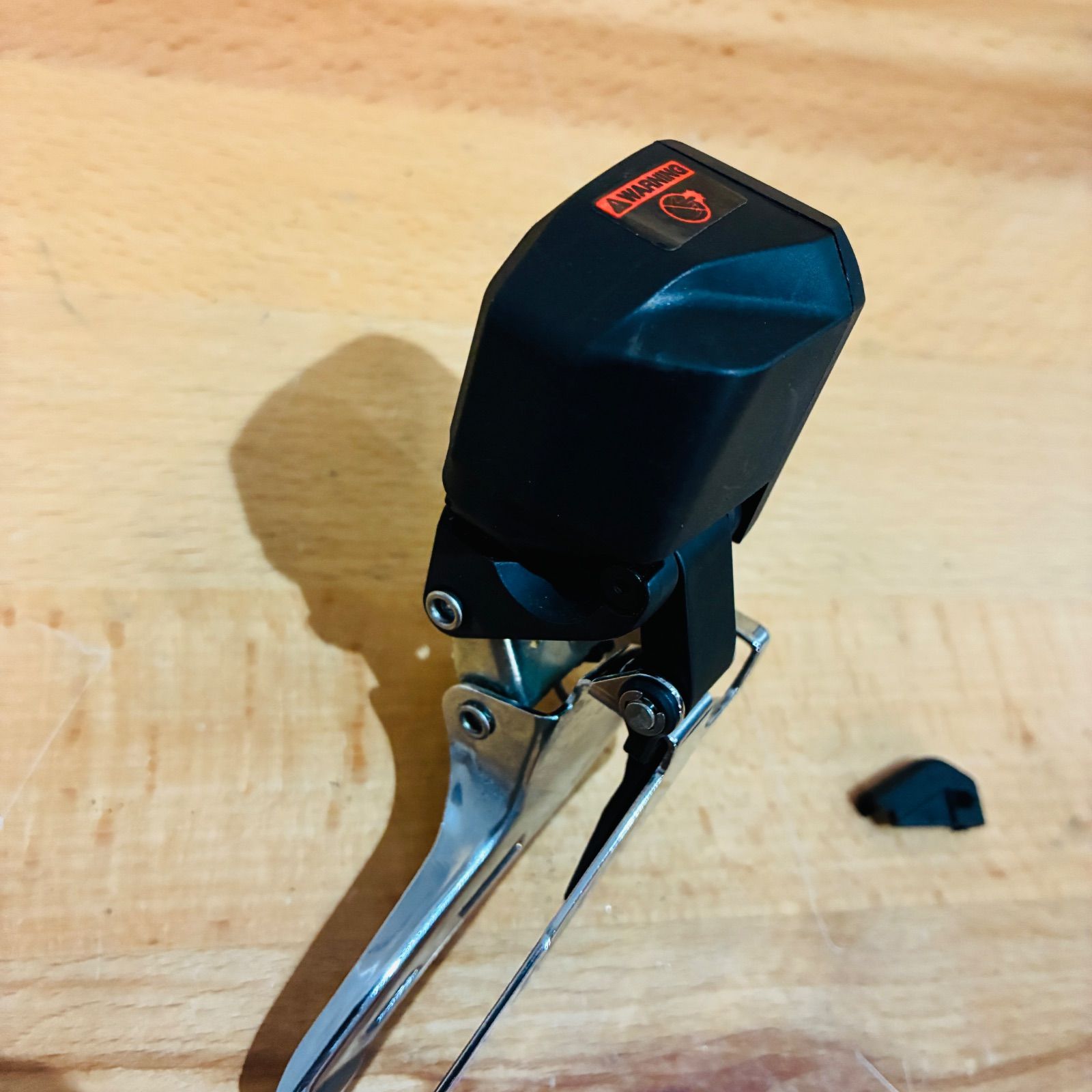 【ひろ】FD-R7150 105di2 12s フロントディレーラー 美品】 シマノ 105 Di2 FD-R7150 フロント ディレイラー 2×12S