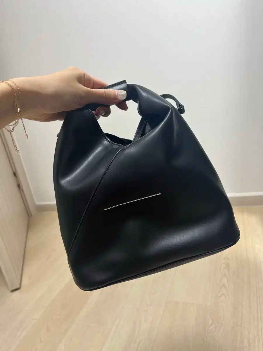 Maison Margiela メゾン マルジェラ mm6 日本人 クロスバッグ ブラック