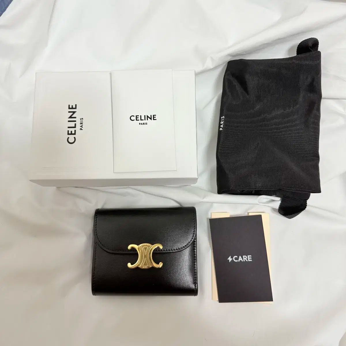 Celine(セリーヌ) トリオンフ 二つ折り財布 ブラック - メルカリ