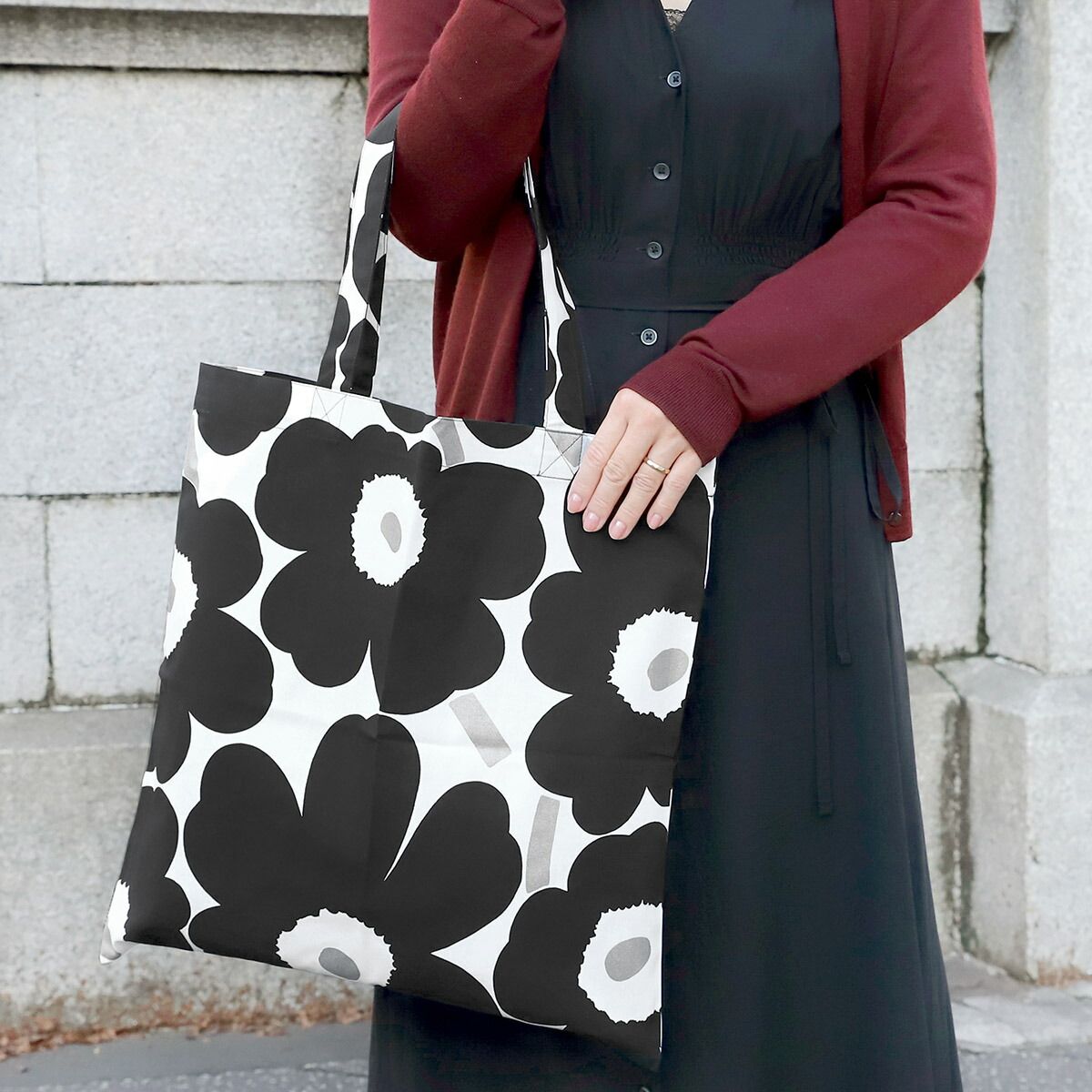 新品 マリメッコ Marimekko トートバッグ ピエニ ウニッコ 