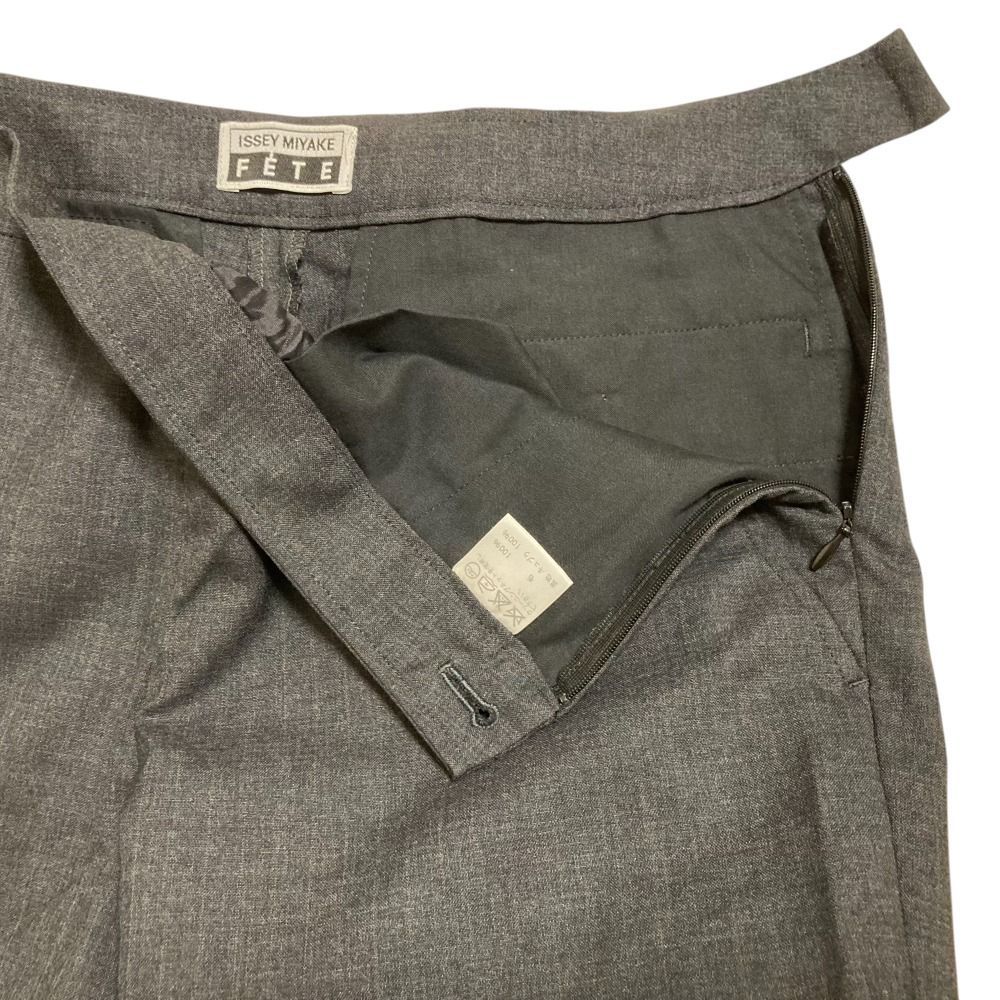 美品 ISSEY MIYAKE FETE イッセイミヤケ ウール フレアパンツ