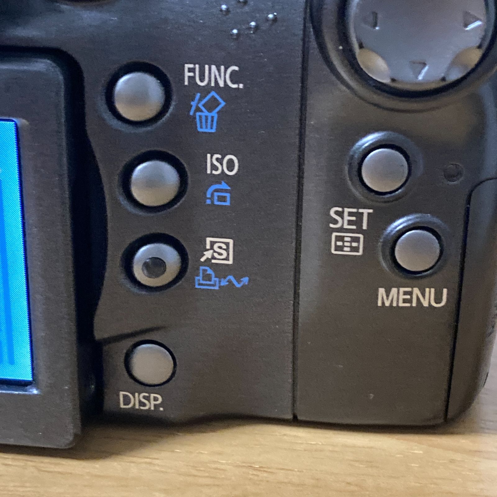 動作確認済み Canon PowerShot S3 IS 単3乾電池で作動 キャノン