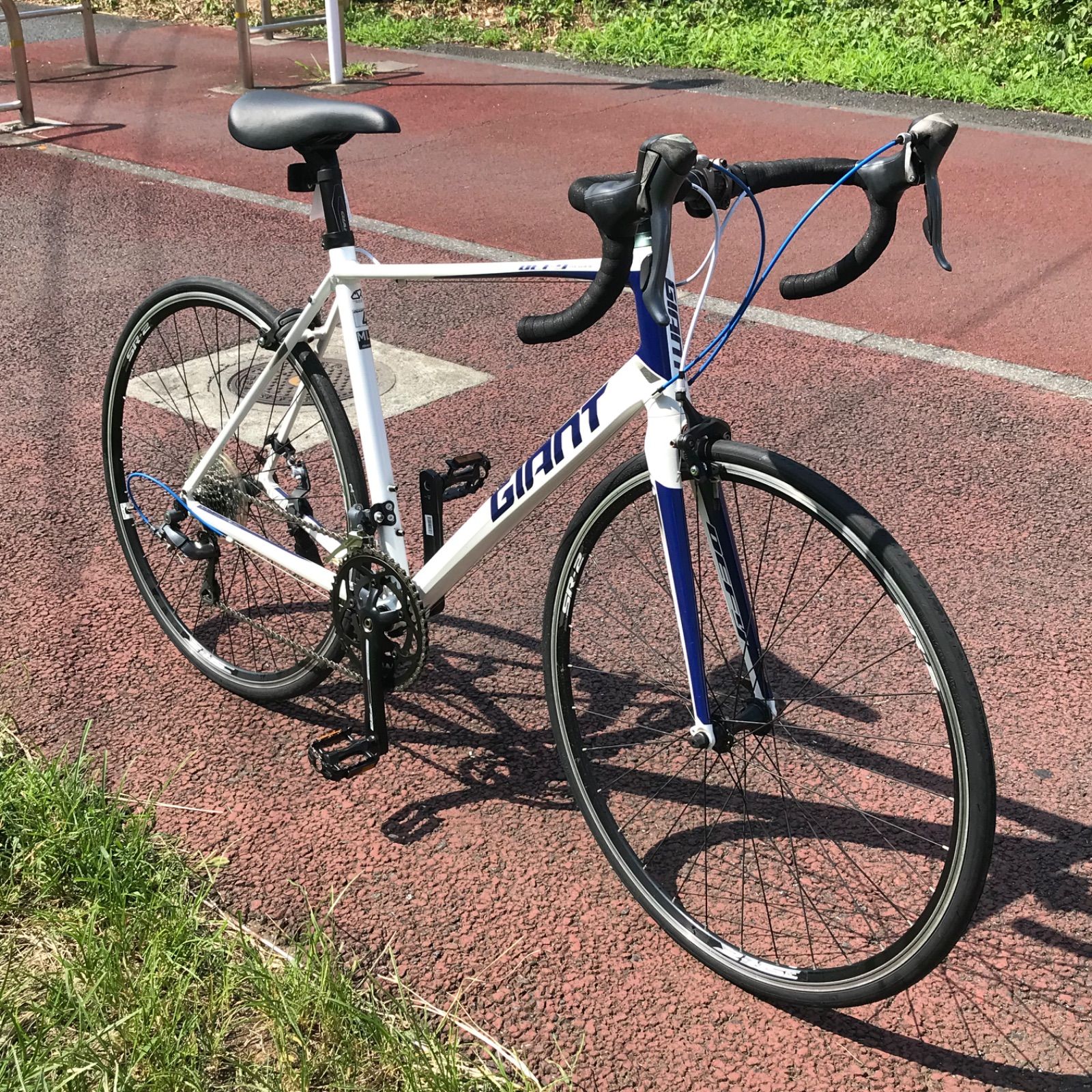 【愛知県】GIANT Defy4 サイズS 2016年モデル ロードバイク一式 価格を抑えてロードバイクを始めたい方！リユースロードバイク