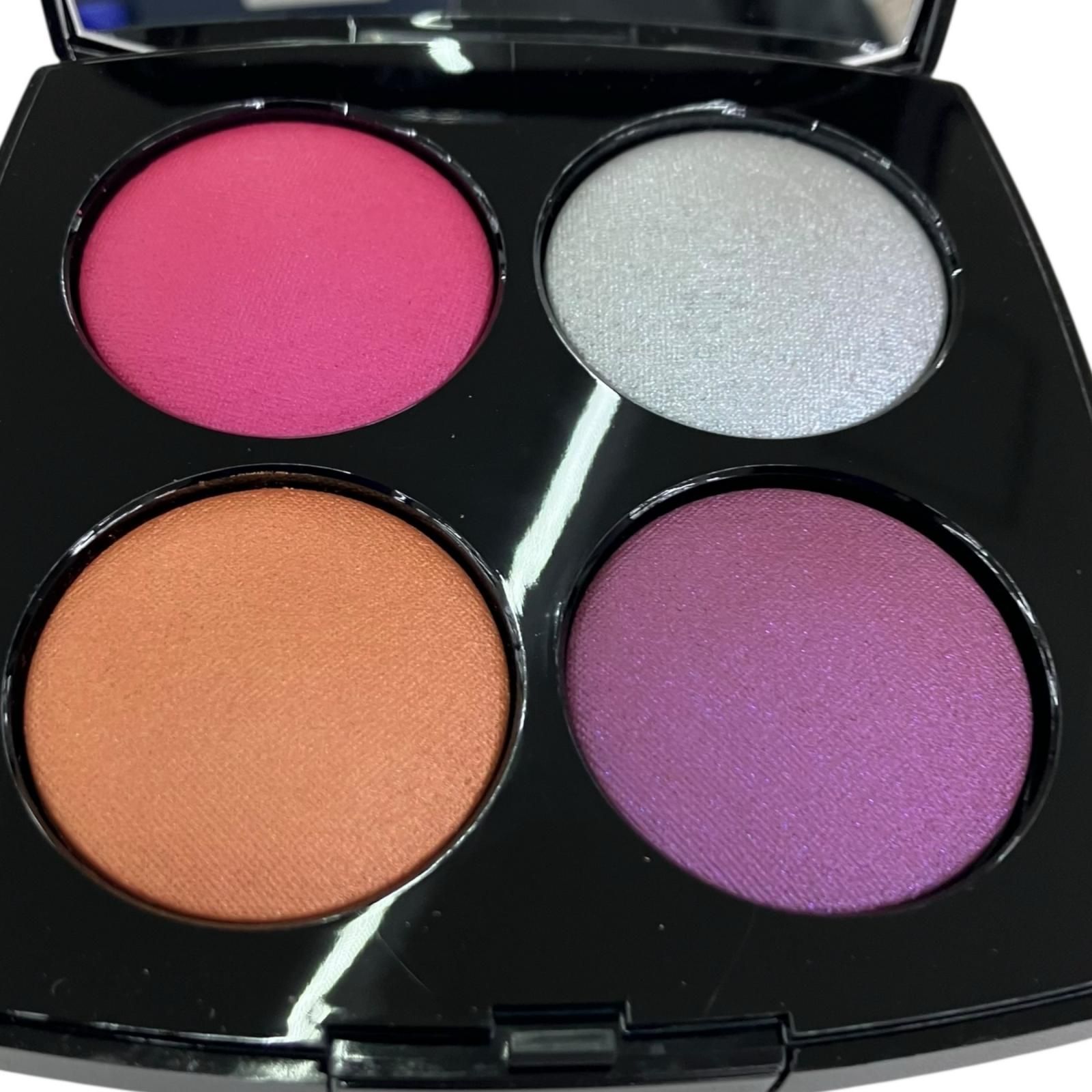 ︎外箱あり ︎アイシャドウ