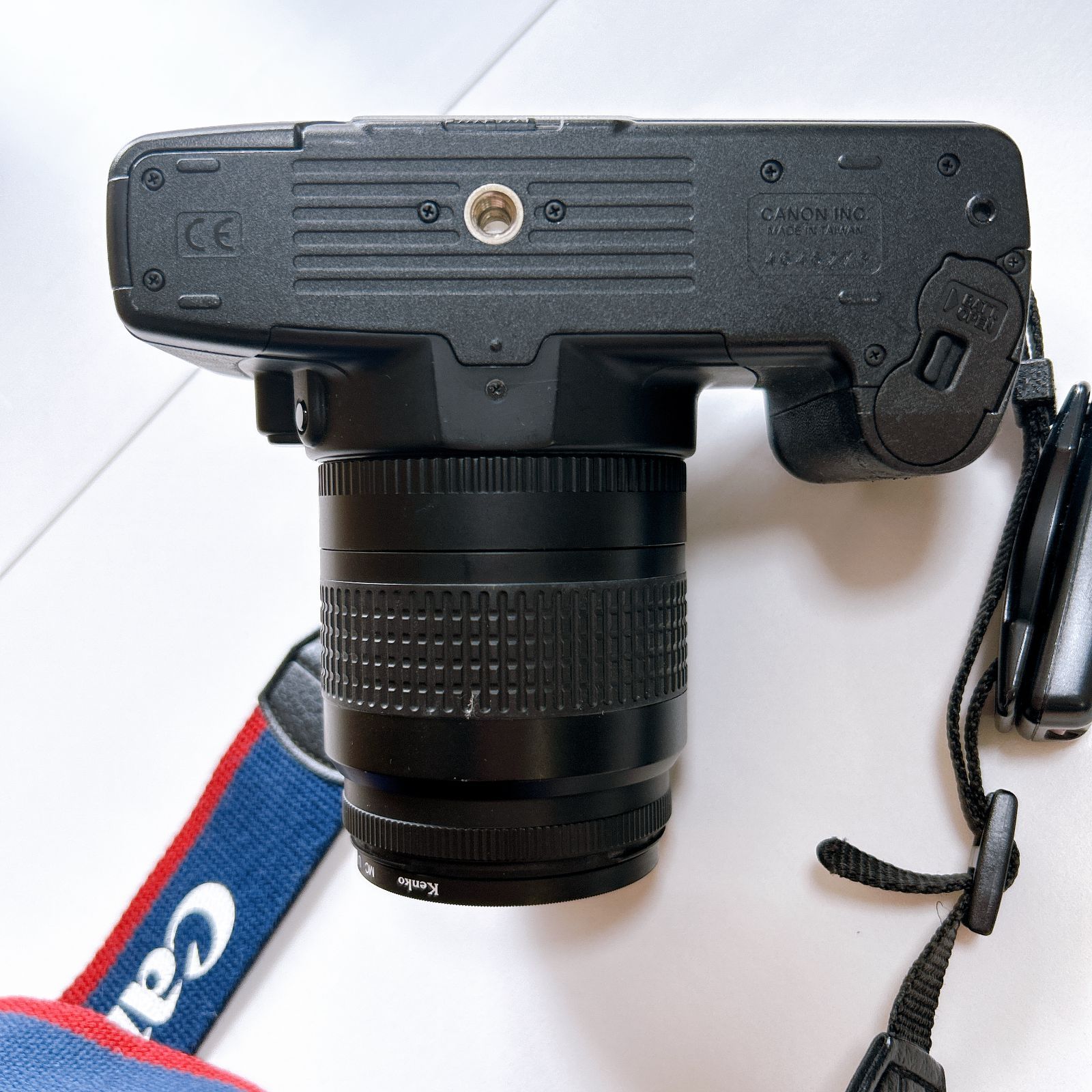 フィルムCanon EOS Kiss 一眼レフカメラ レンズ2本セット作動不明