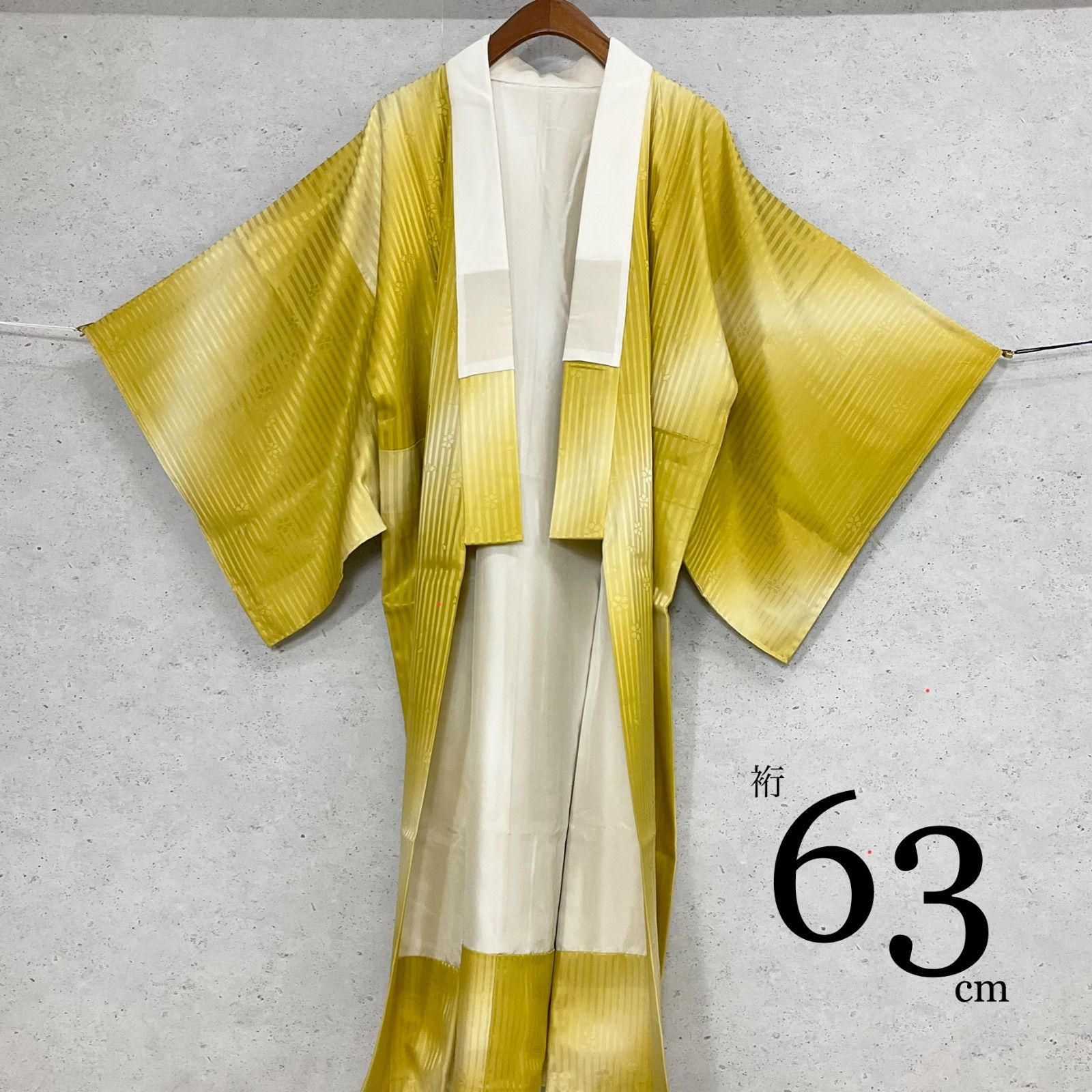 kimono+one◇未使用同然◇長襦袢◇仕付け糸付き◇正絹◇ストライプ