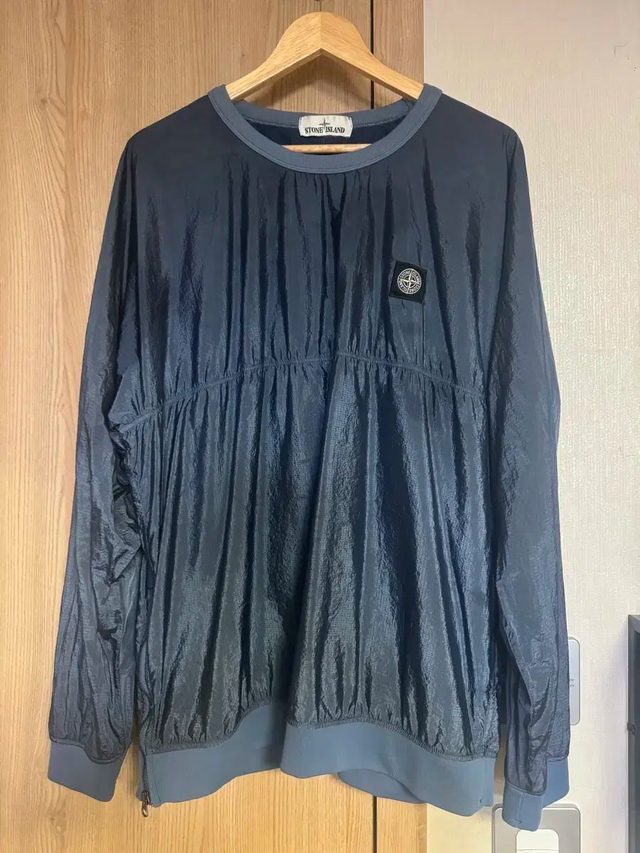 STONE ISLAND(ストーンアイランド) ナイロン メタル パーカー