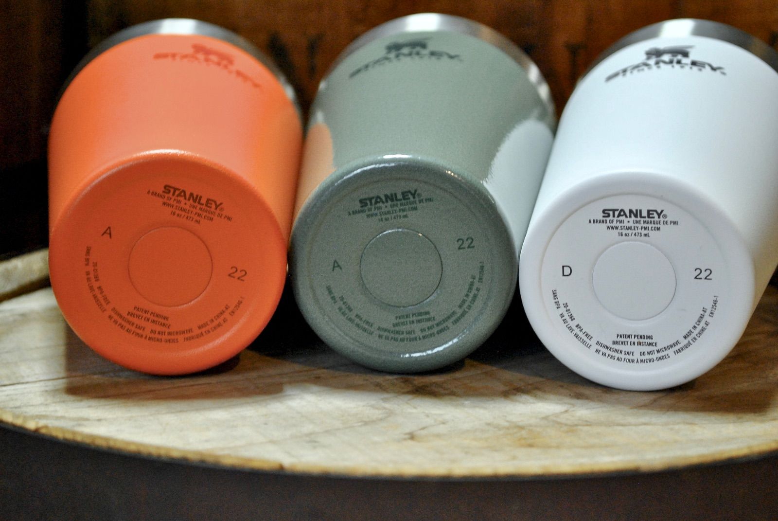 最終価格 スタンレーSTANLEY2025旧スタッキング真空パイント0.47L 3色セット 正規品 保冷保温 真空断熱タンブラー アウトドア bbq キャンプ