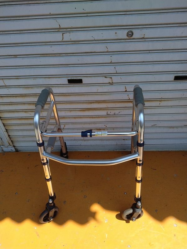 【地域限定送料込み】特大額縁　置物　オブジェ 地域限定送料込み】特大額縁 置物 オブジェ 地域限定送料込み