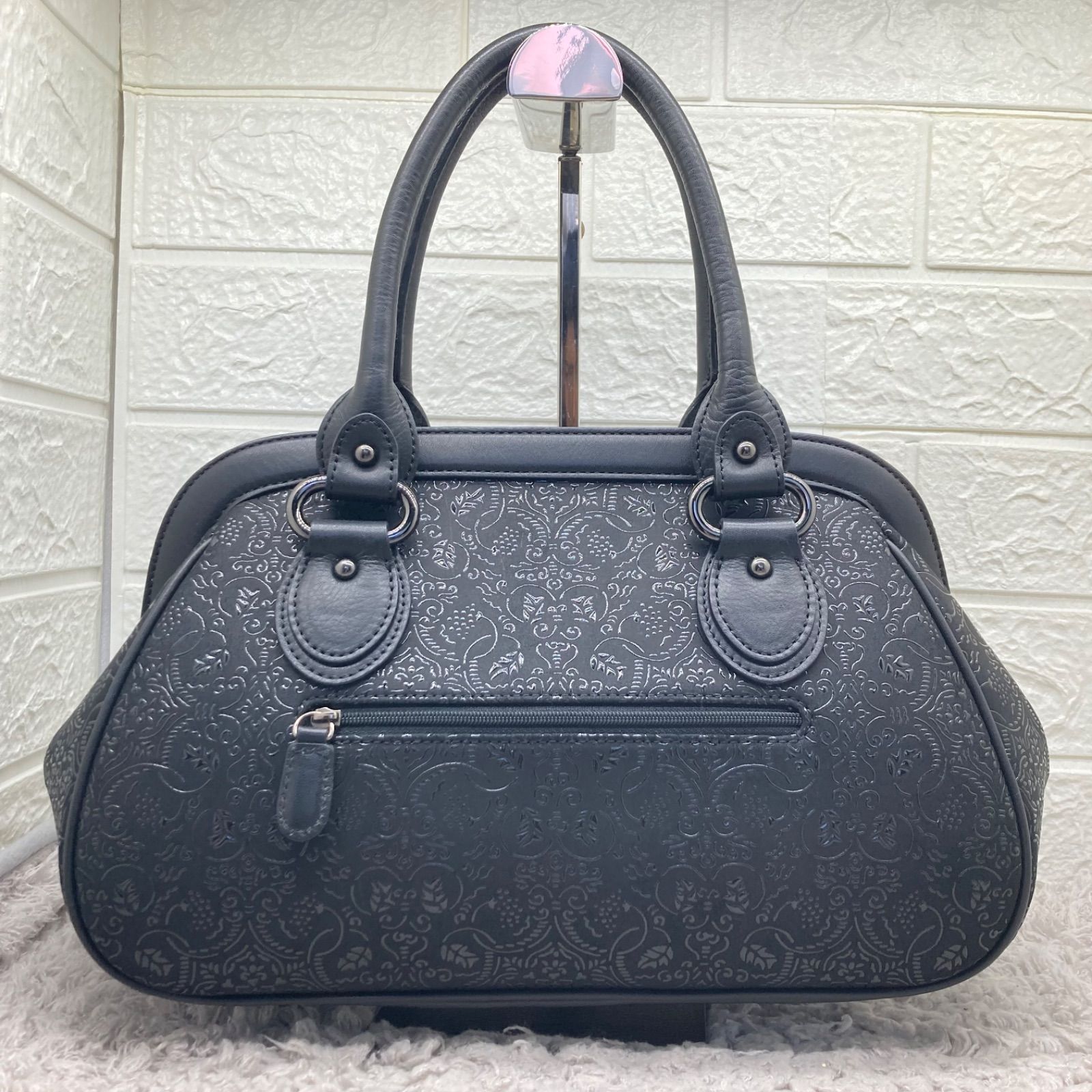 【極美品】 印傳屋 INDEN-YA ハンドバッグ 漆塗り 鹿革 フォーマル 印傳屋 INDEN-YA 印伝 ハンドバッグ 鹿革 ディアスキン 漆塗り