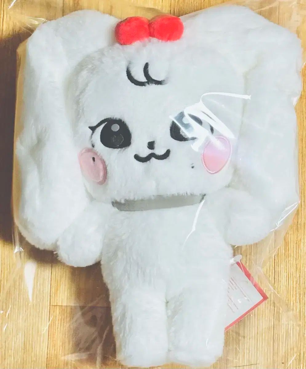 IVE ウォニョン ぬいぐるみ CHERRY IVE ウォニョン minive CHERRY