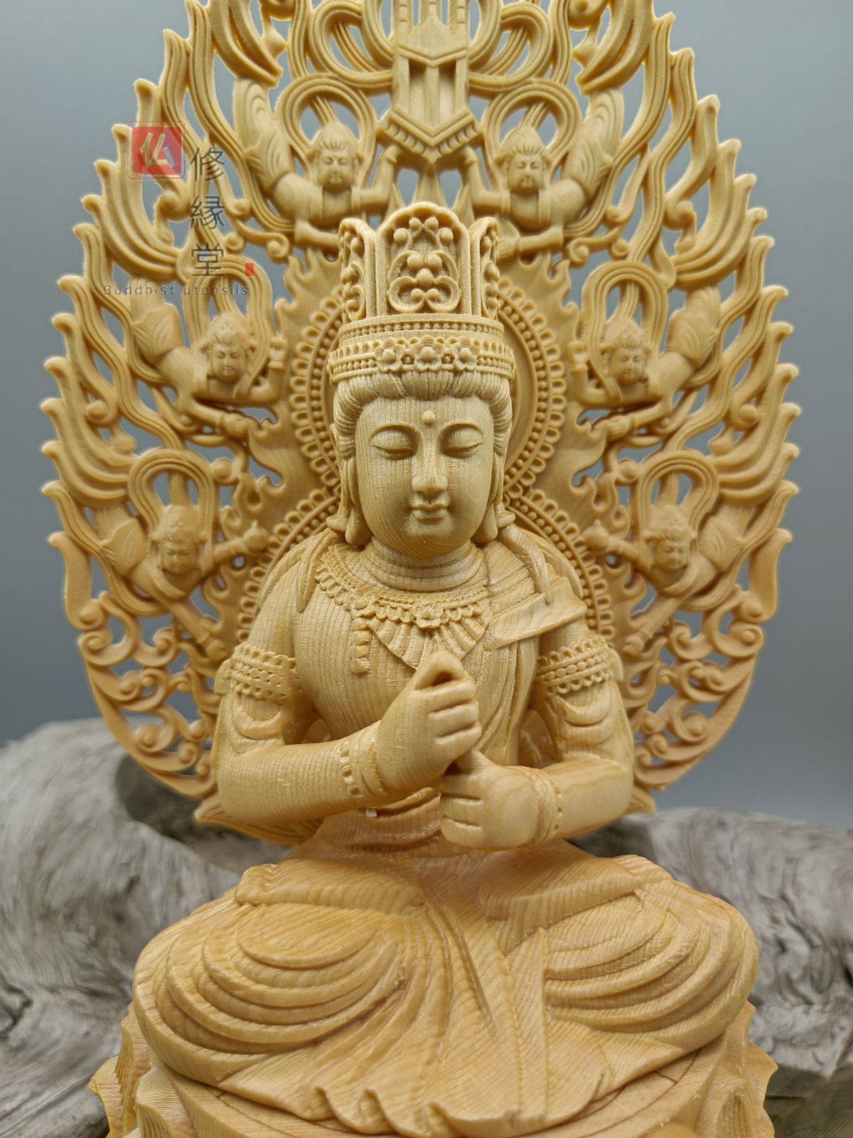 修縁堂】木彫り 仏像 大日如来座像 彫刻 一刀彫 天然木檜材 仏教