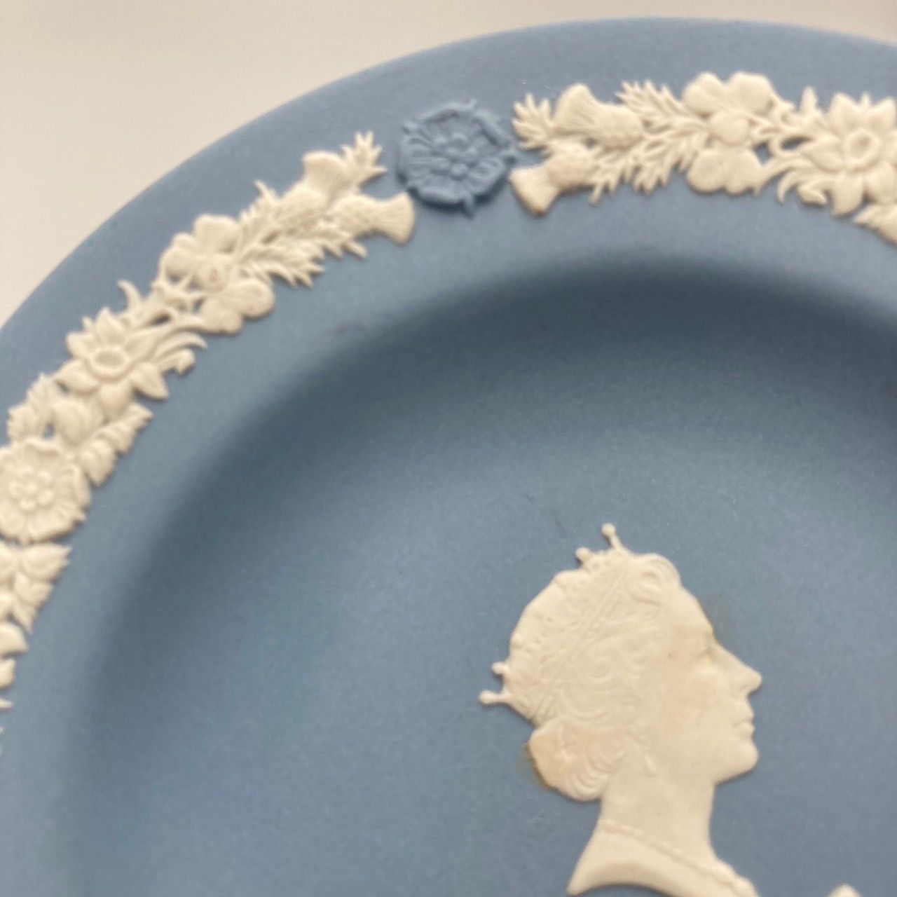 ◇ WEDGWOOD ウェッジウッド エリザベス女王 40周年記念プレート