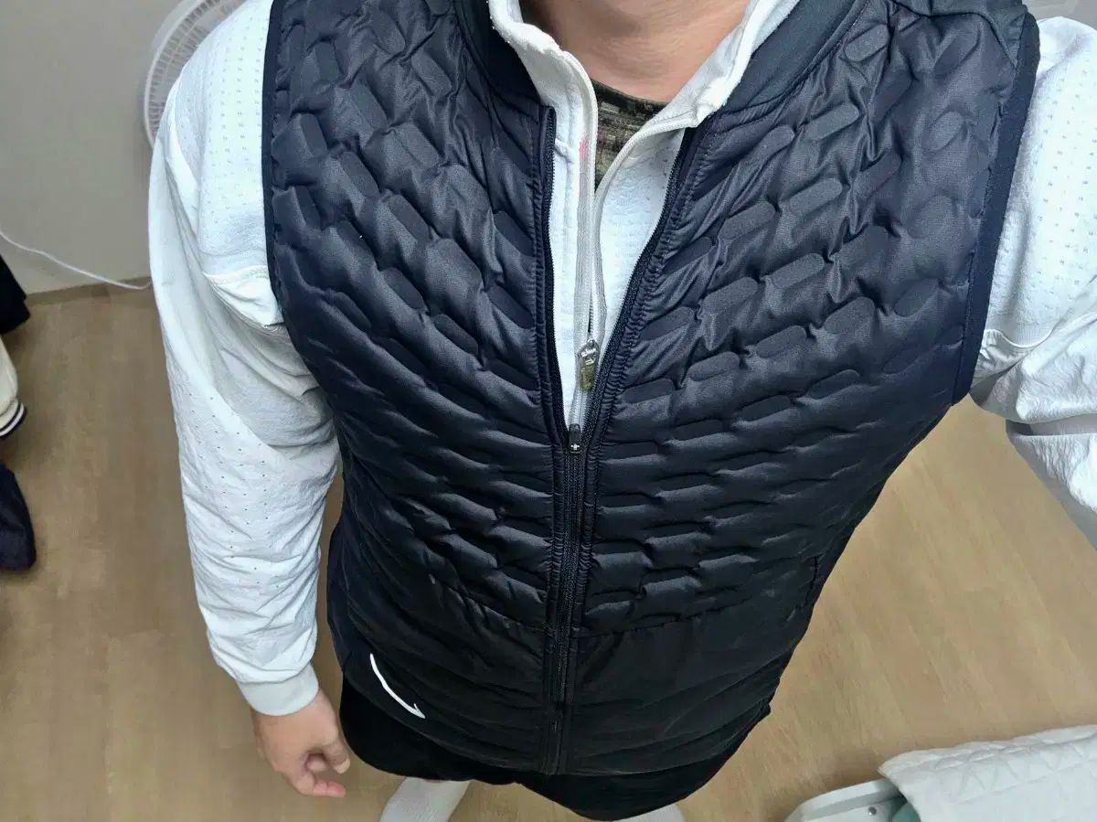 級 NIKE ナイキ エアロロフト ベスト L