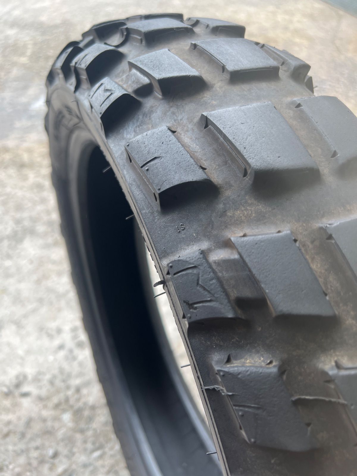 ミシュラン　アナーキーアドベンチャー　前後セット ミシュラン アナキーアドベンチャー 140/80R17 (バイク用タイヤ) 価格