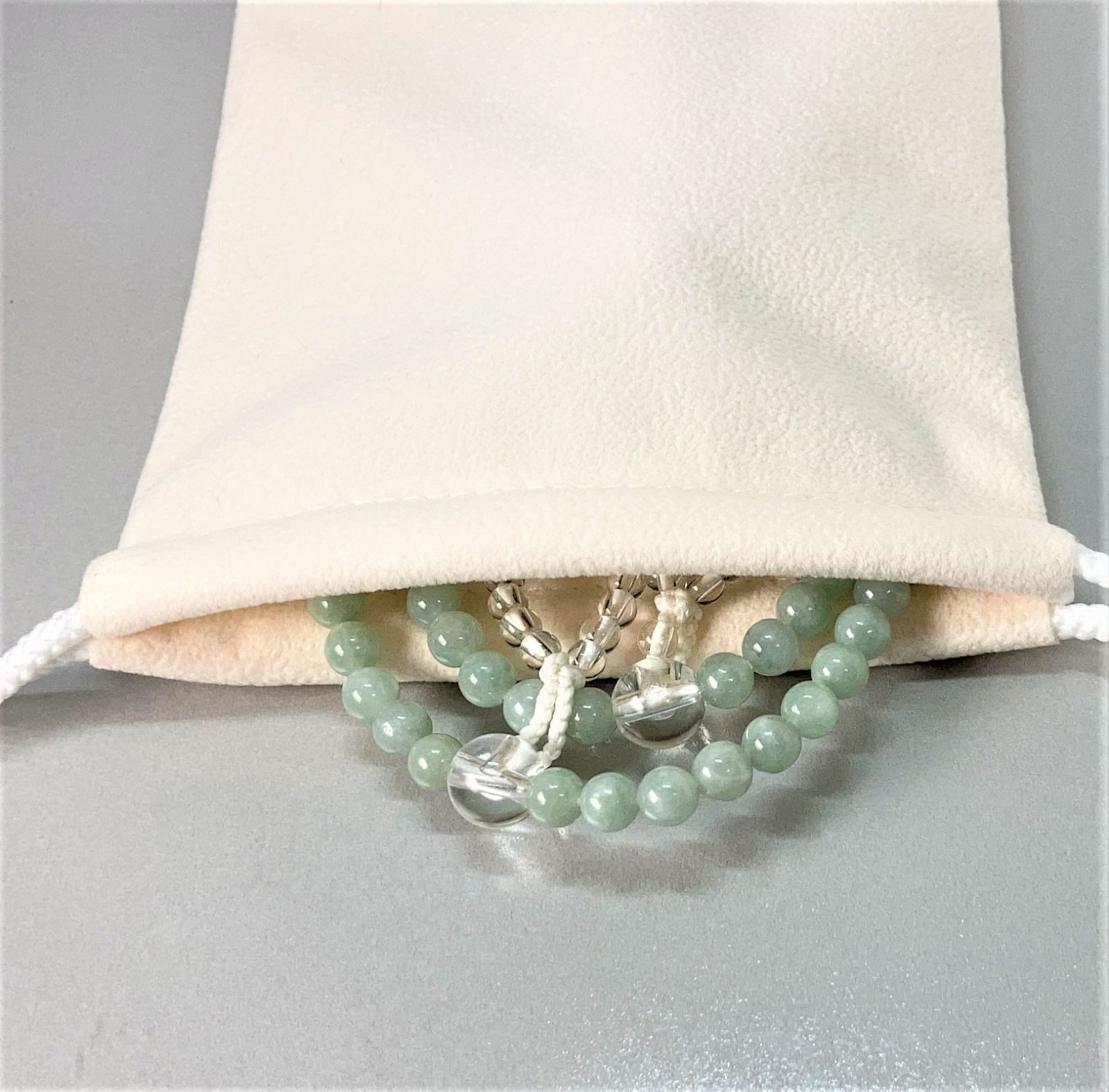 希少！　本翡翠二輪念珠　全ての宗派で使用可能　女性用 希少！本翡翠二輪念珠全ての宗派で使用可能女性用