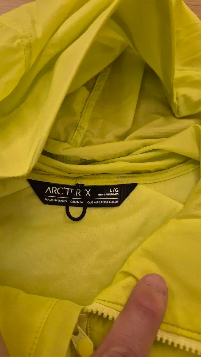ARC TERYX アークテリクス Atom アトム SL フーディー パーカー スプリント L 配送商品