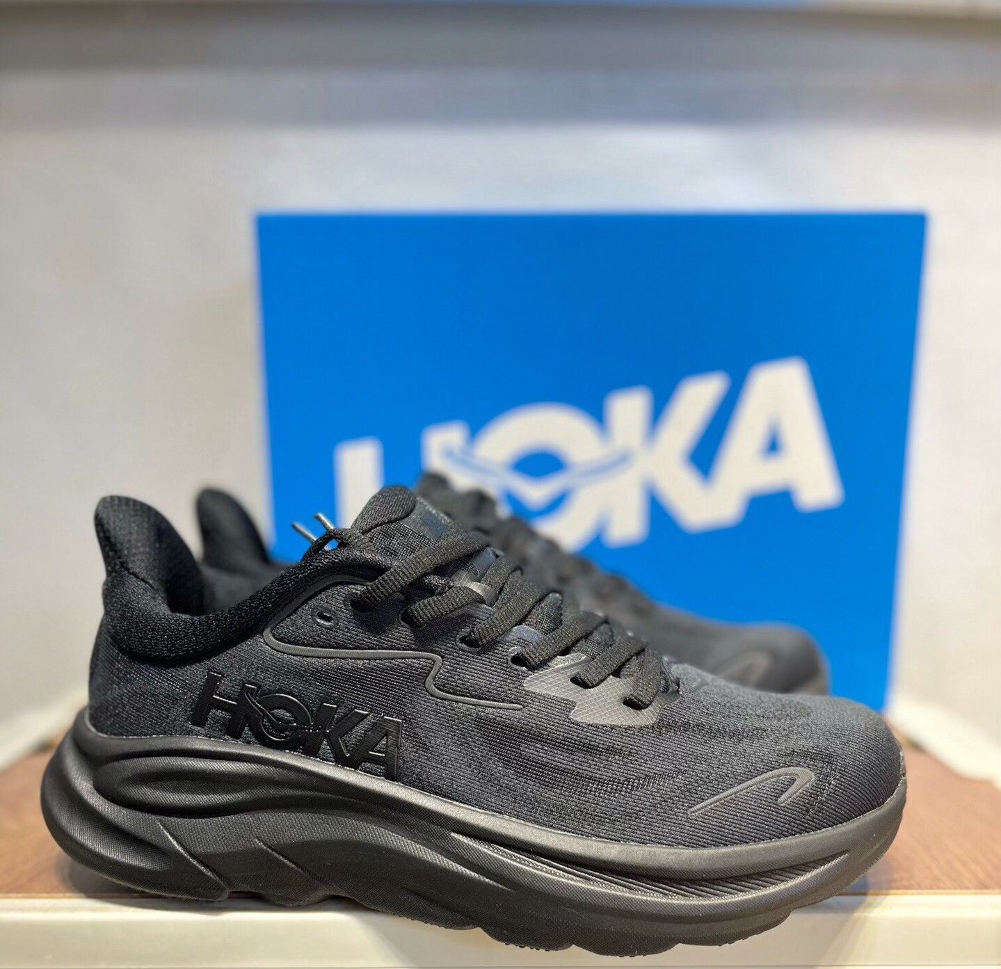 CLIFTON 10 クリフトン スニーカー ランニングシューズ ランニング マラソン ランシュー ブラック