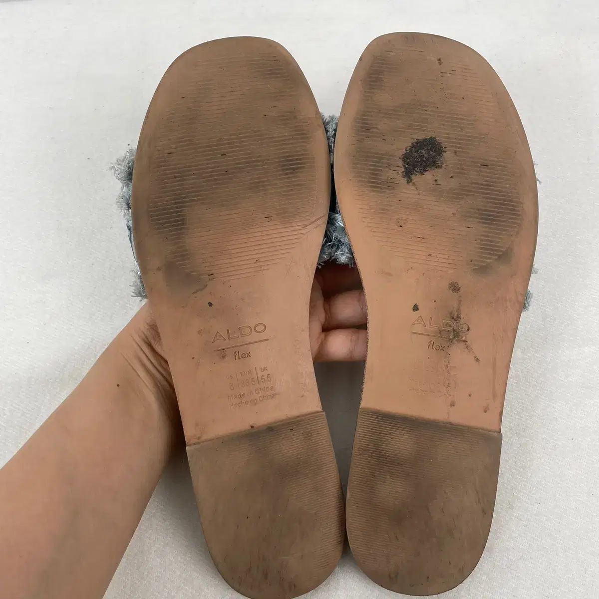 ALDO(アルド) ALDO ブルー ナラニ フリンジ フラット サンダル