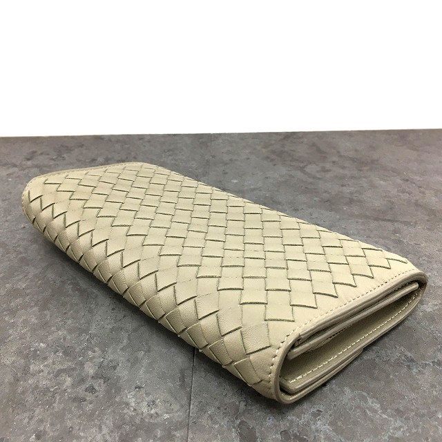 322