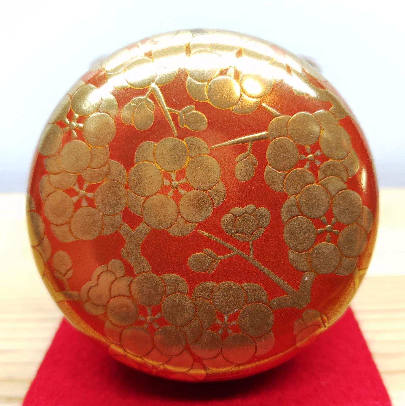 送料込【逢絢亭】茶道具 大棗 加賀塗 内梨地 鶯宿梅蒔絵 木製 山崎迎舟 共箱 逢絢亭】茶道具 大棗 加賀塗 内梨地 鶯宿梅蒔絵 木製 山崎迎舟