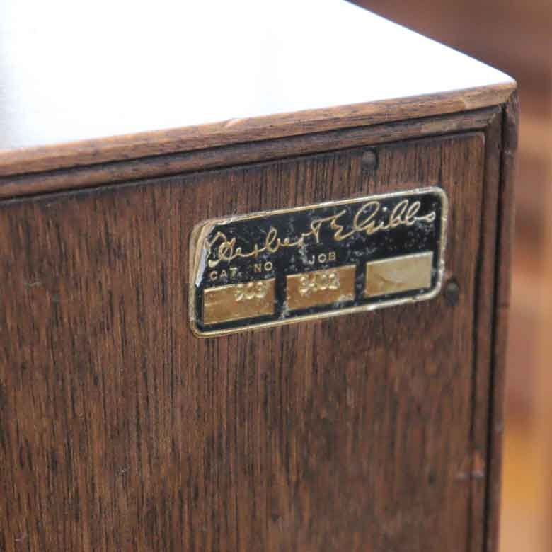 人気のブランド満載。 ガラスキャビネット ブックケース ヴィンテージ イギリス GIBBS ミッドセンチュリー 北欧 100％品質保証。