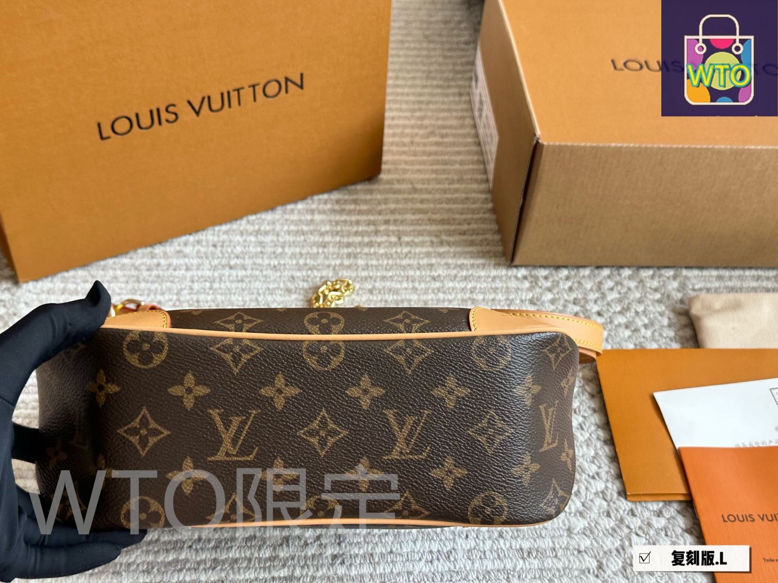 LOUIS VUITTON 11枚,2箱セット NWT $2.1K Louis Vuitton Midnight Mixed Monogram Pajama Shirt