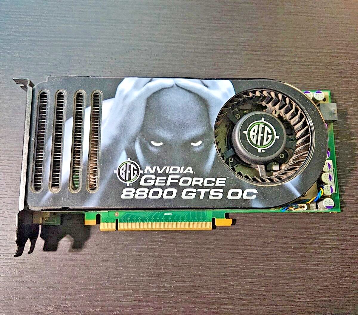 BFG Tech Gece 8800 GTS OC - 640MB GDDR3 PCI x16 SLI ビデオ カード