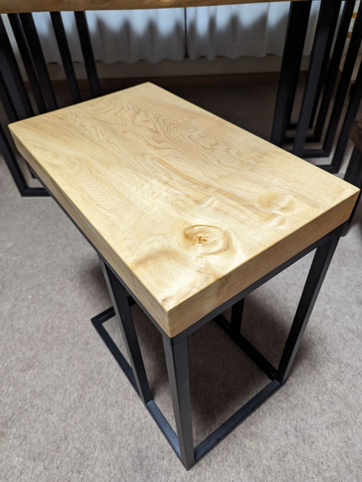 とちの木、サイドテーブル、ローテーブル、リビングテーブル