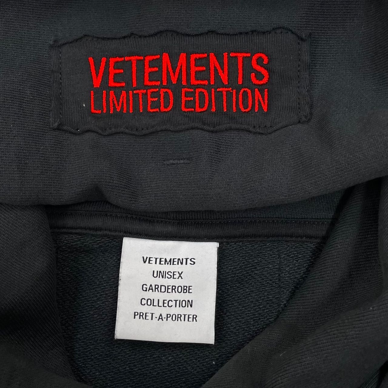 VETEMENTS 21AW Hardcore Patched Logo Hoodie ハードコア 再構築 