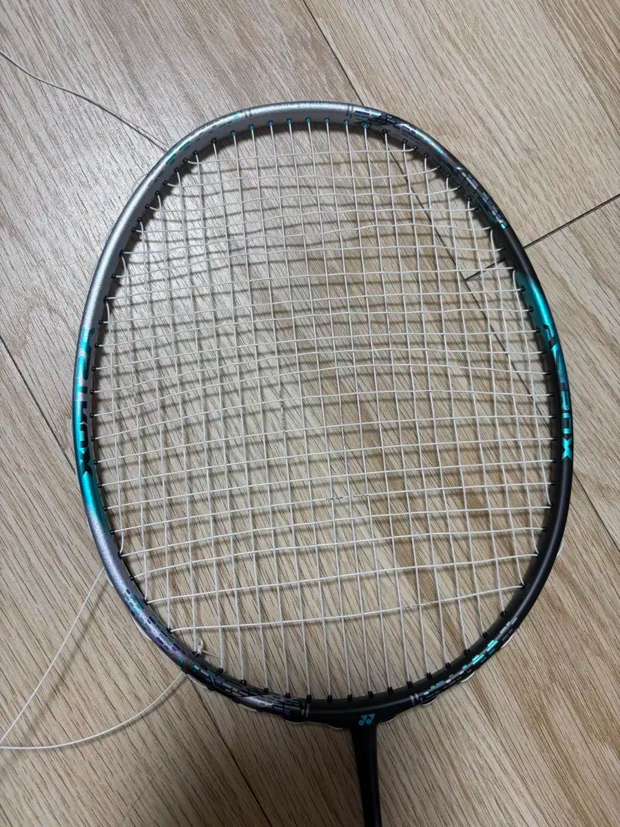 アストロクス88Dプロ　国内正規品　4U6 YONEX YONEXバドミントンラケット アストロクス88D AX88D ASTROX 88 D